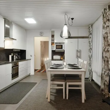 Holiday home Vierastupa By Interhome *